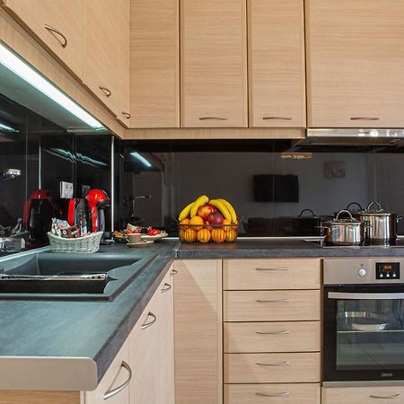 Aeolus Luxury Apartment - I ナフプリオ エクステリア 写真