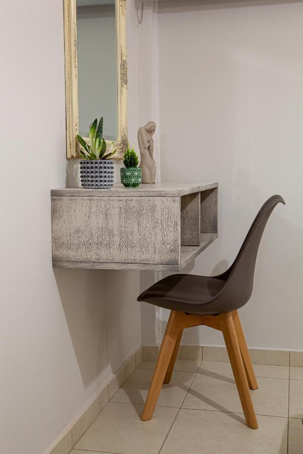 Aeolus Luxury Apartment - I ナフプリオ エクステリア 写真