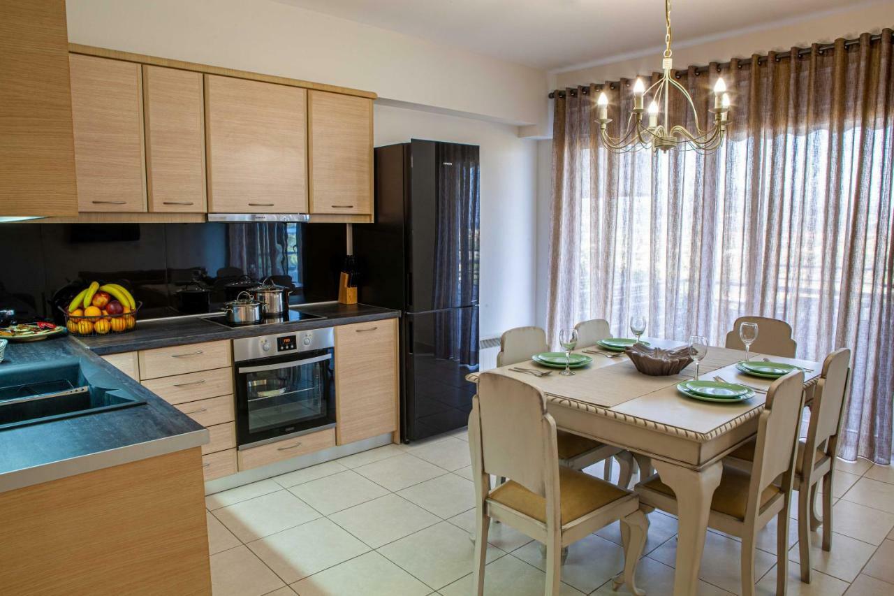 Aeolus Luxury Apartment - I ナフプリオ エクステリア 写真