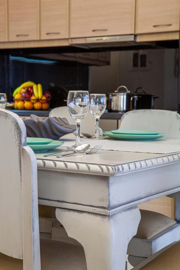 Aeolus Luxury Apartment - I ナフプリオ エクステリア 写真